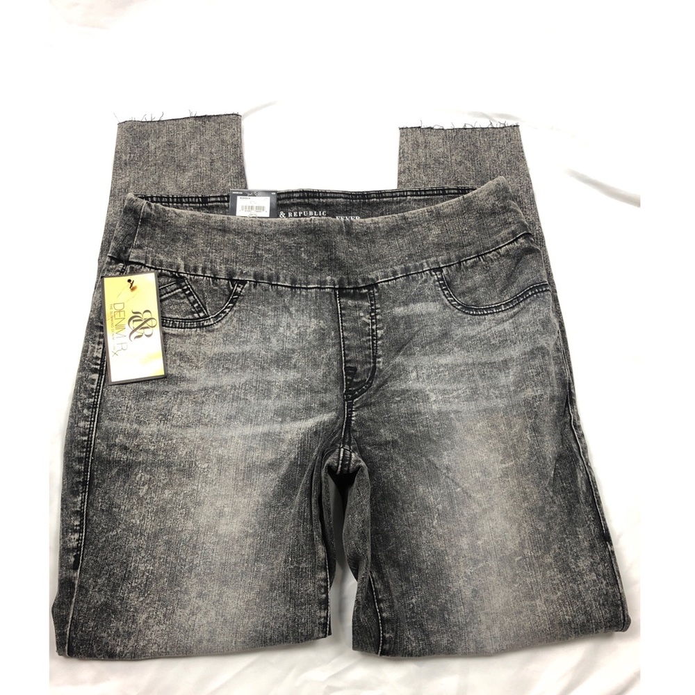**SOLD** NWT Rock&Revival Denim RX pull on leggins size 14M
